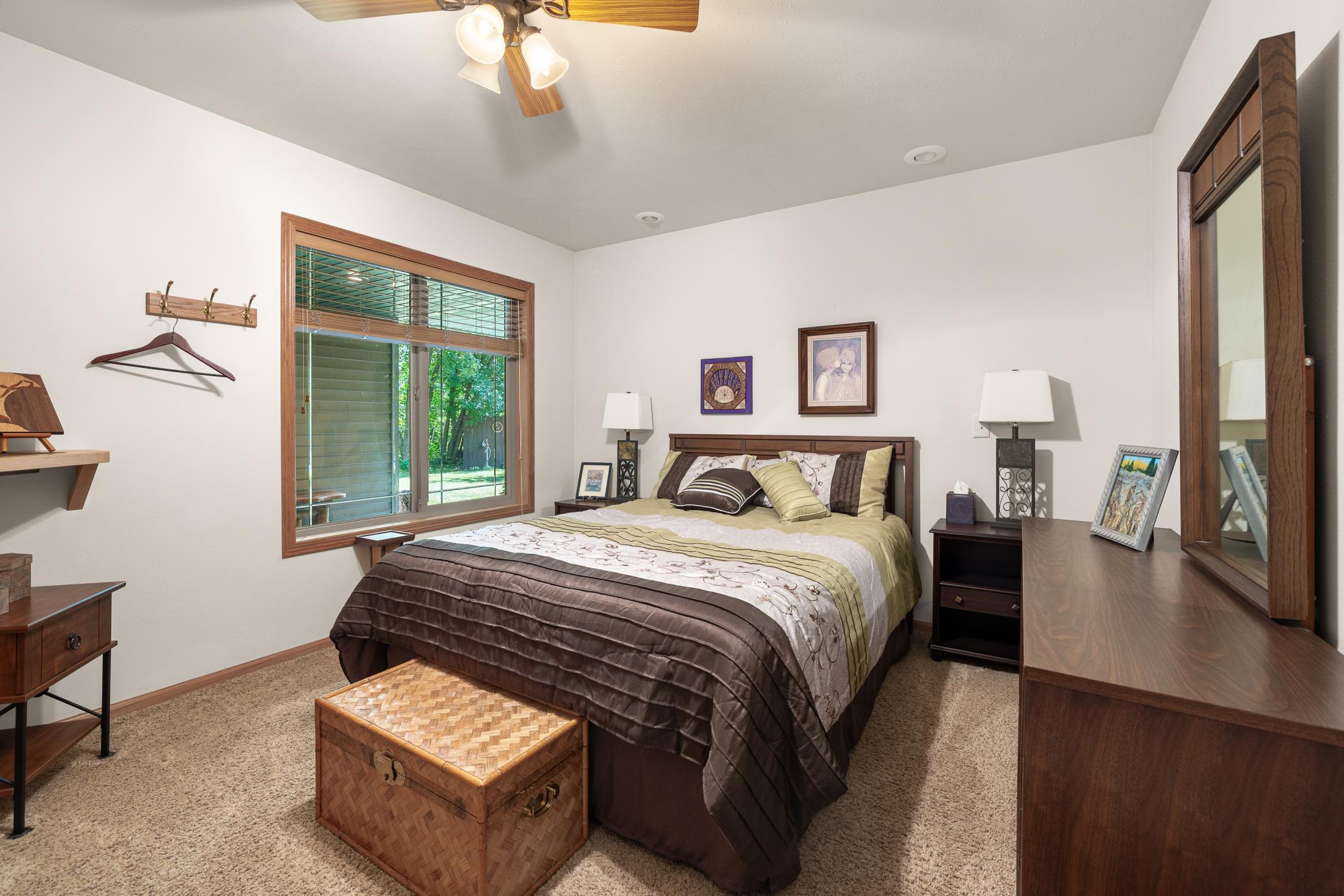 9809 Ravenswood Road Property Photo 18