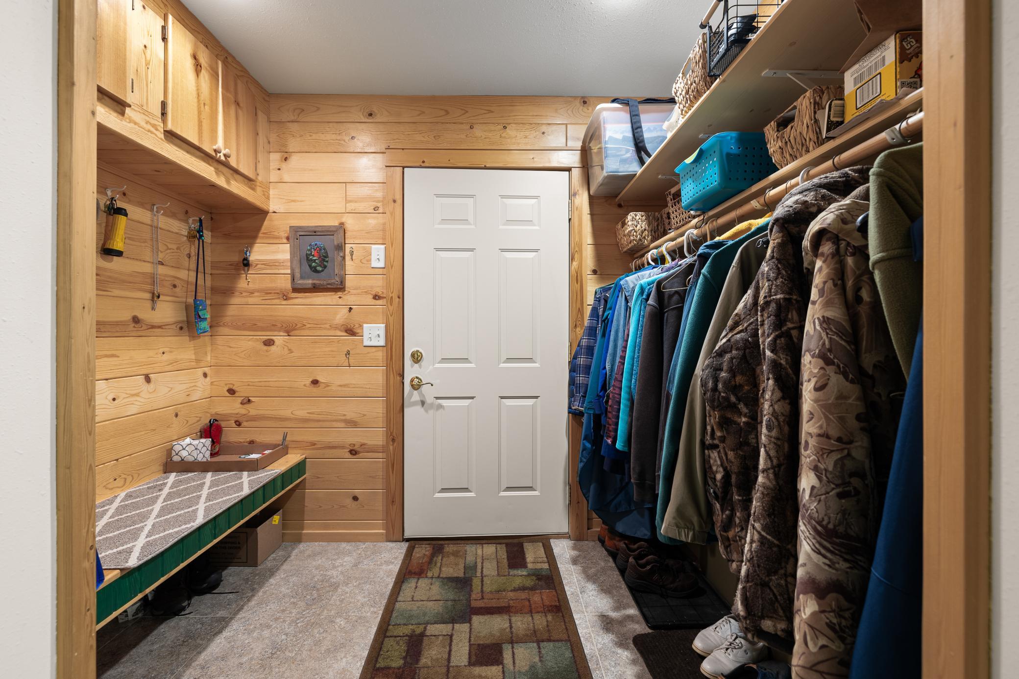 9809 Ravenswood Road Property Photo 22