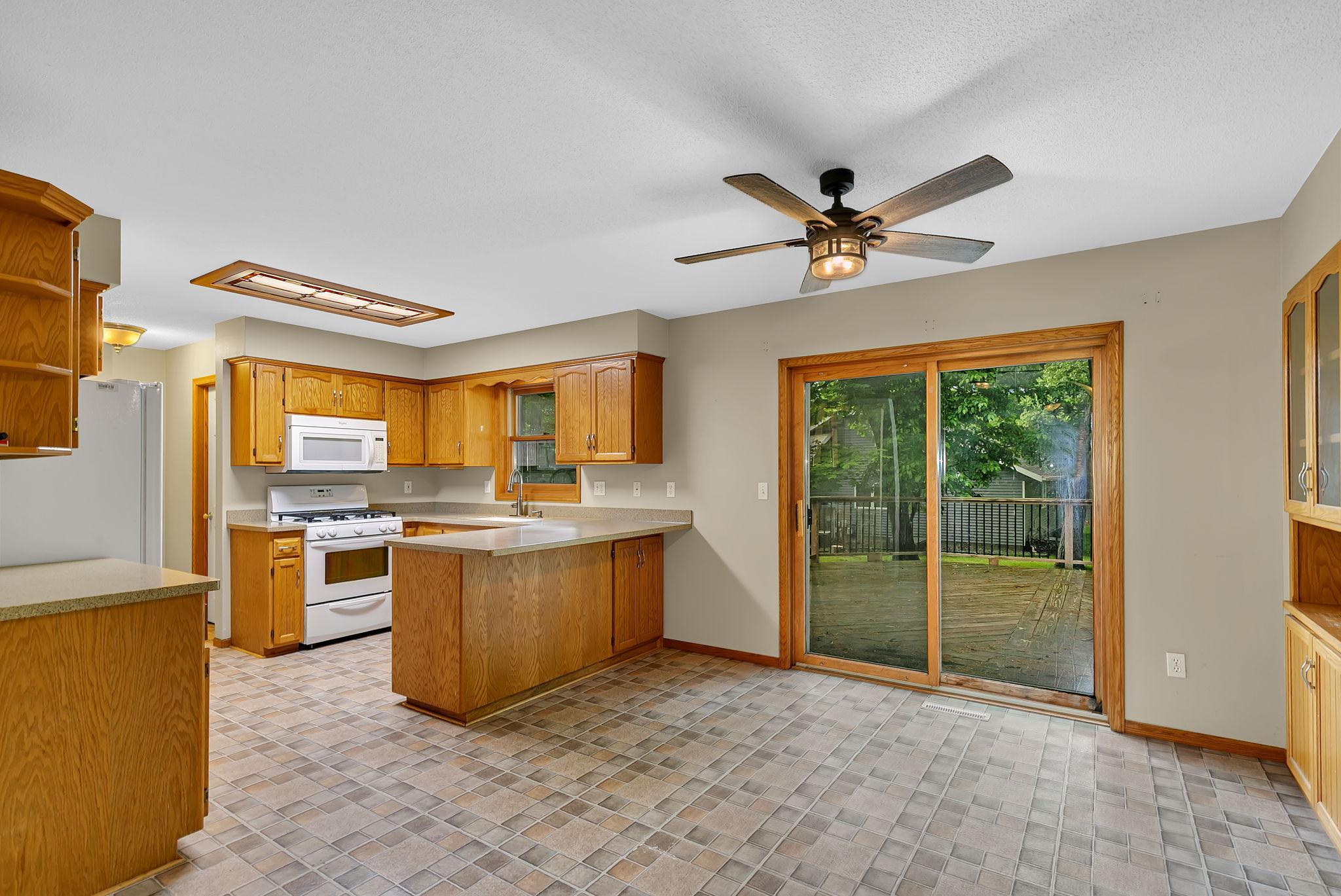 1812 Haller Way Property Photo 18