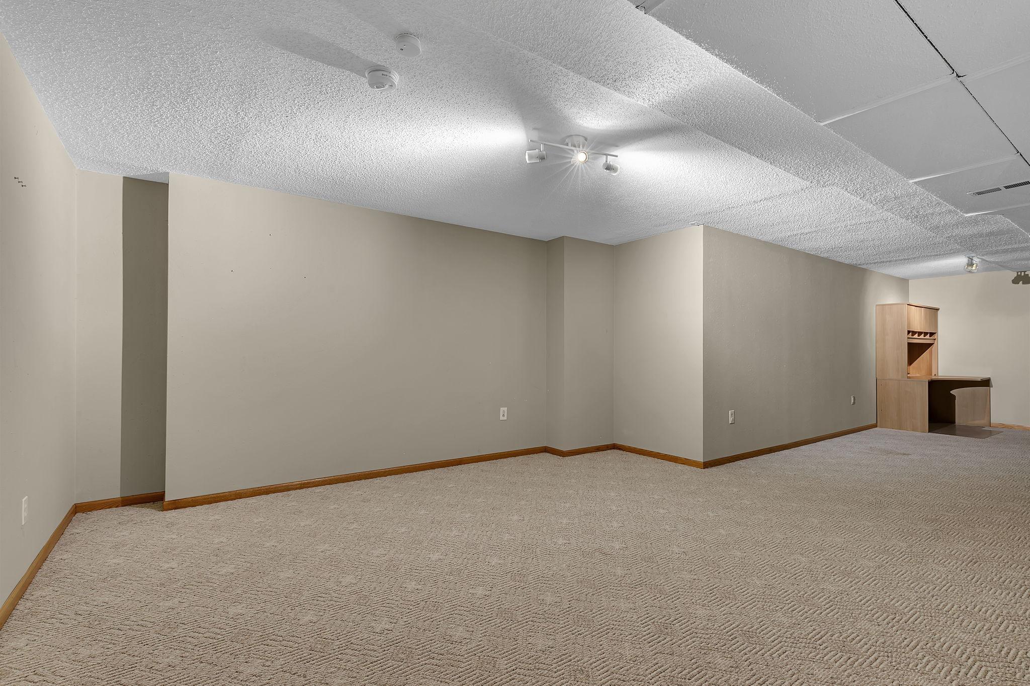 1812 Haller Way Property Photo 43