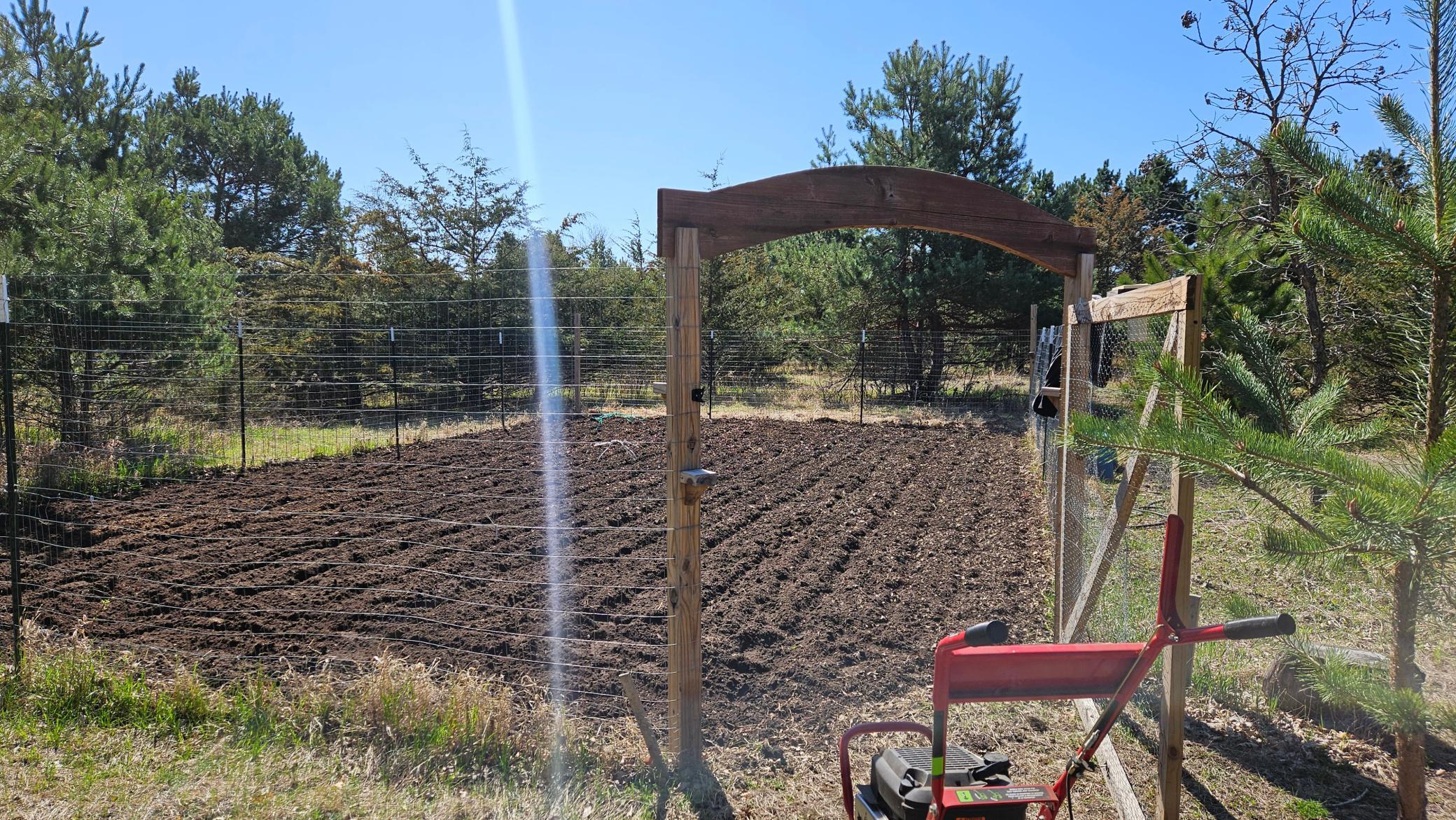 17140 Neill Path Property Photo 9
