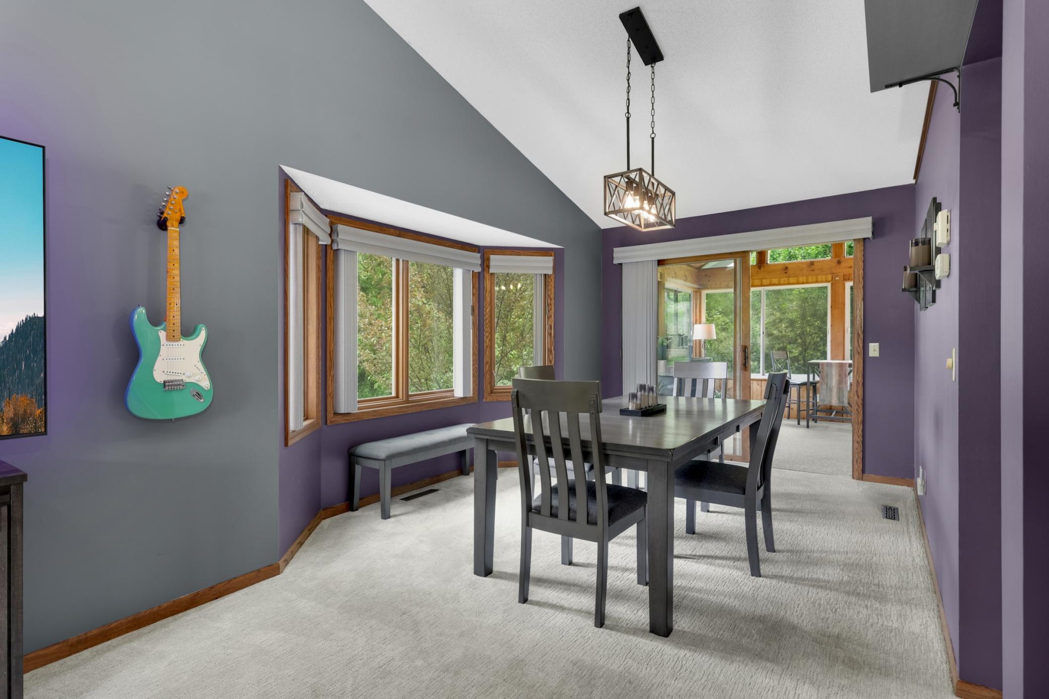 105 Interlachen Road Property Photo 4