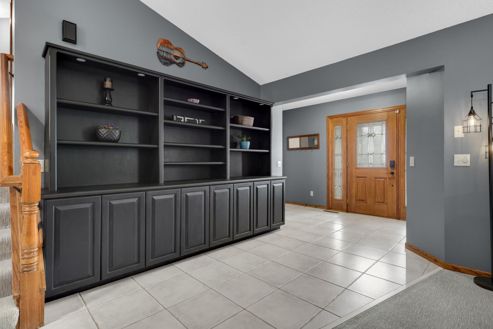 105 Interlachen Road Property Photo 8