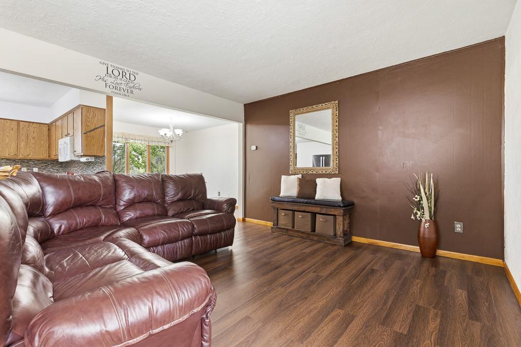 2110 Highway 75 Property Photo 12