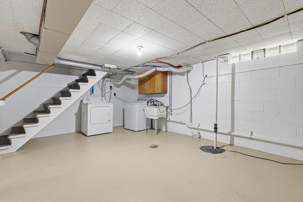 2110 Highway 75 Property Photo 28