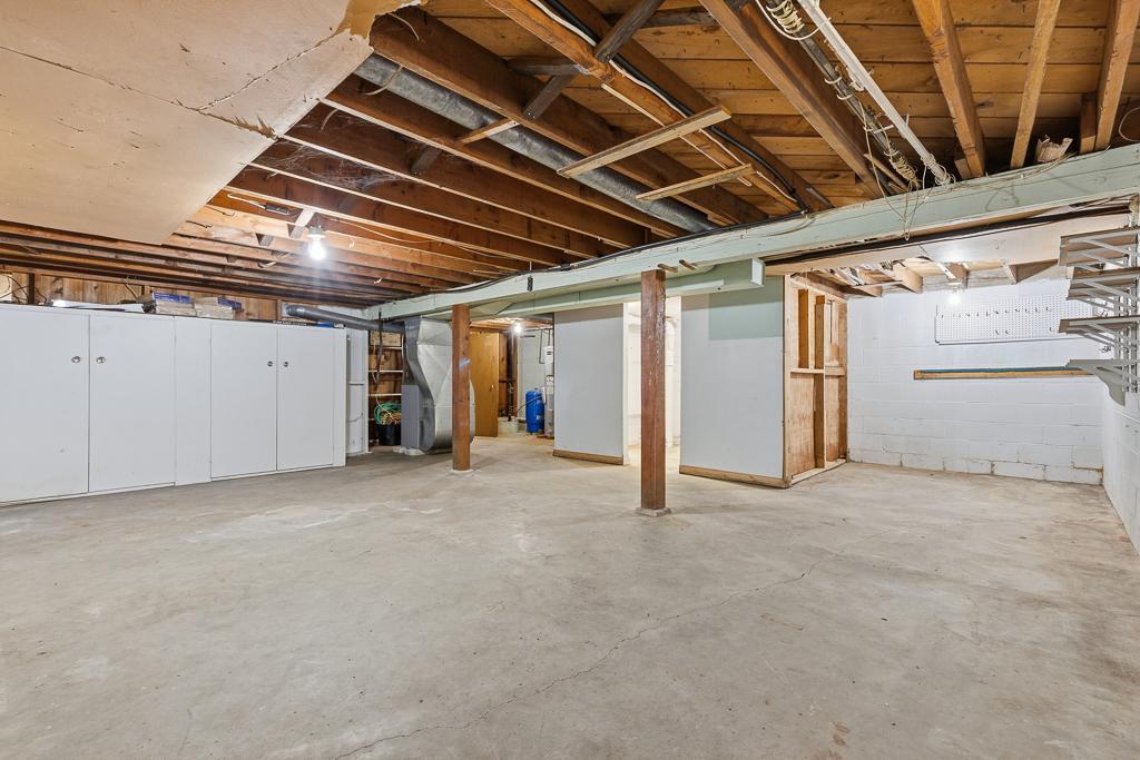 2110 Highway 75 Property Photo 33