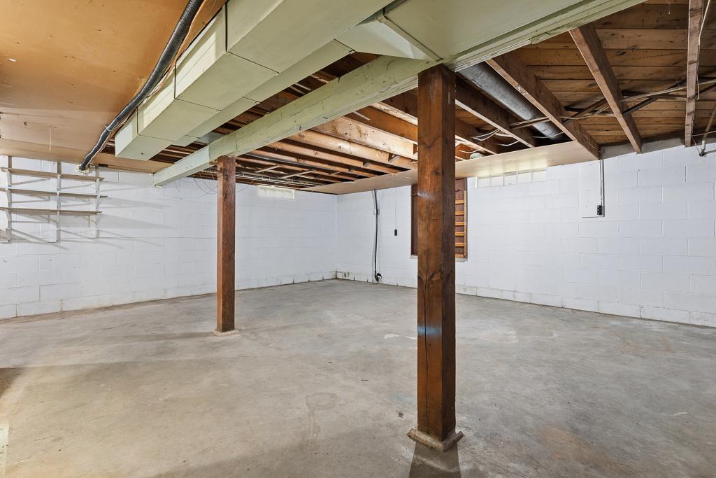 2110 Highway 75 Property Photo 34