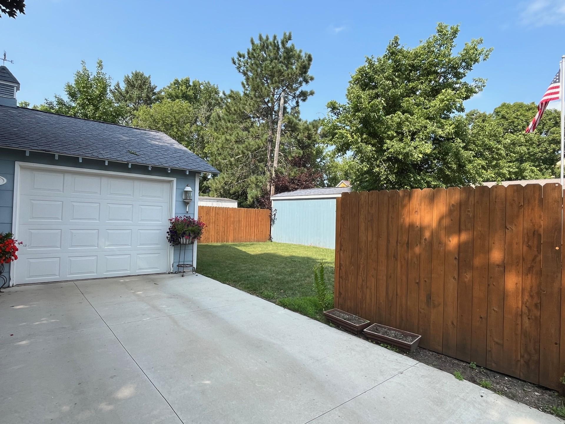 802 N Ramsey Avenue Property Photo 18