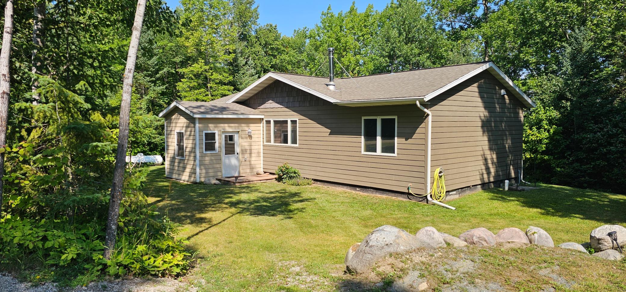 1735 Arborvitae Lane Ne Property Photo 1