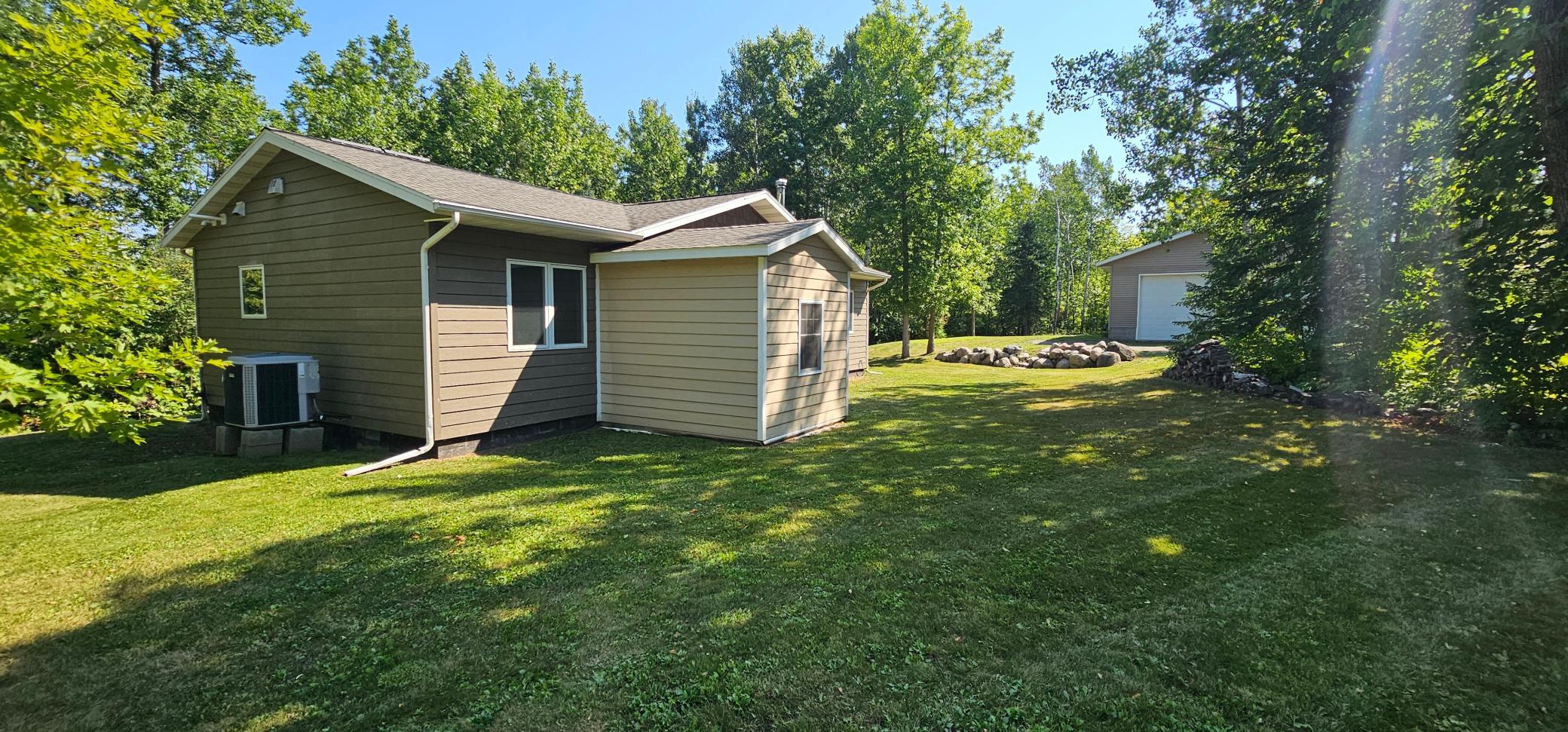 1735 Arborvitae Lane Ne Property Photo 4