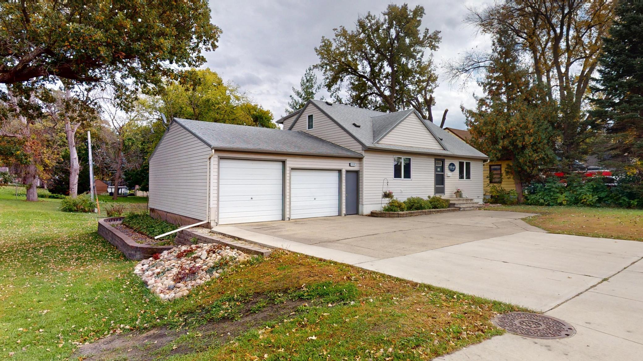 1112 Bridge Avenue Property Photo 1