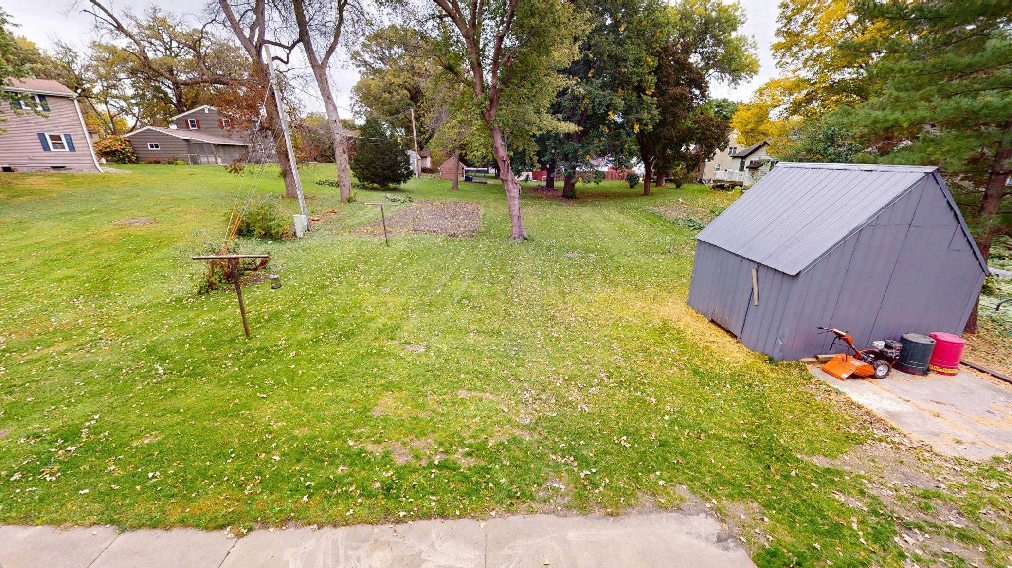 1112 Bridge Avenue Property Photo 6