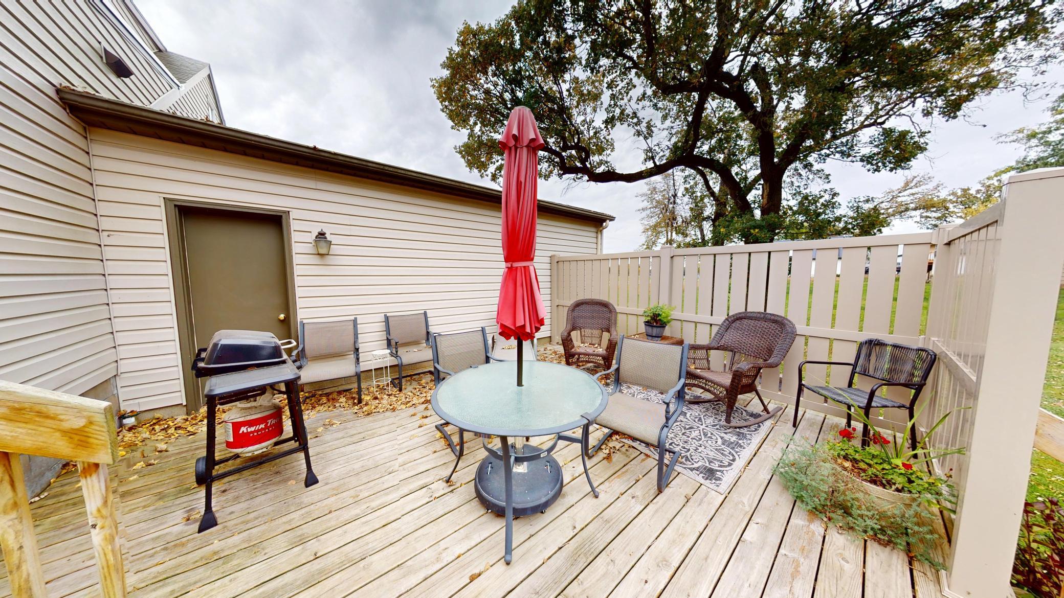 1112 Bridge Avenue Property Photo 7