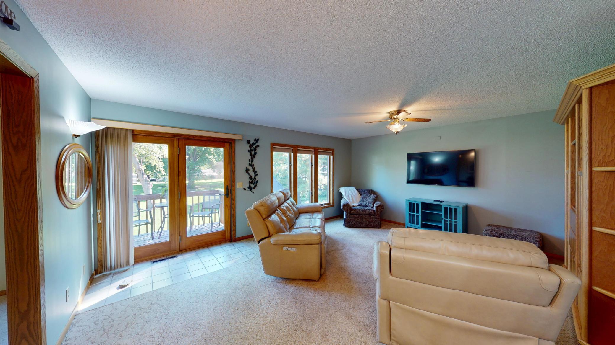 1112 Bridge Avenue Property Photo 9