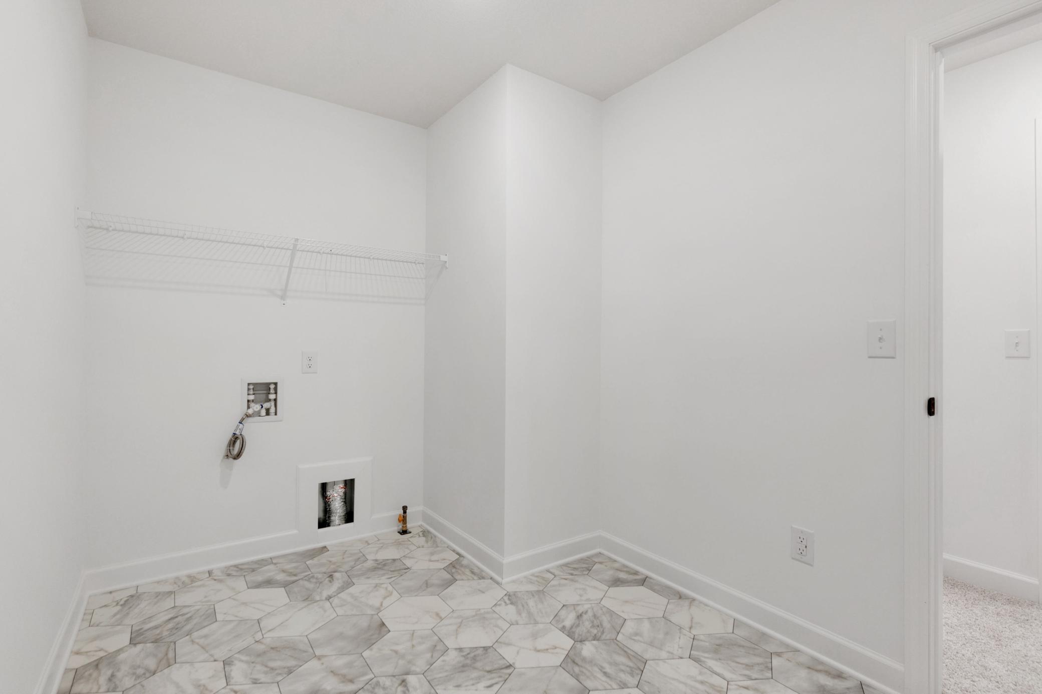 1081 Achilles Drive Property Photo 16