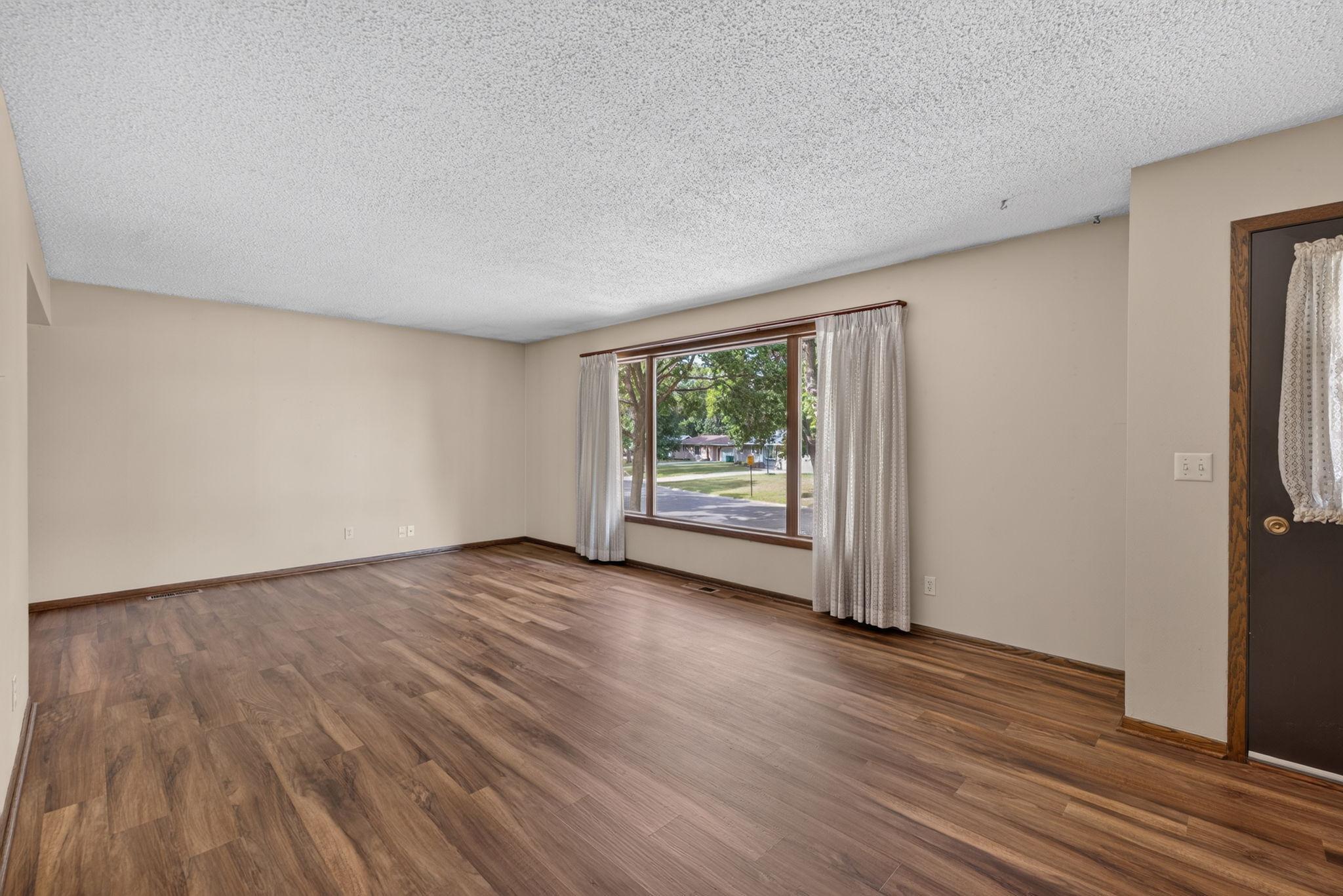408 Sunrise Drive Property Photo 10