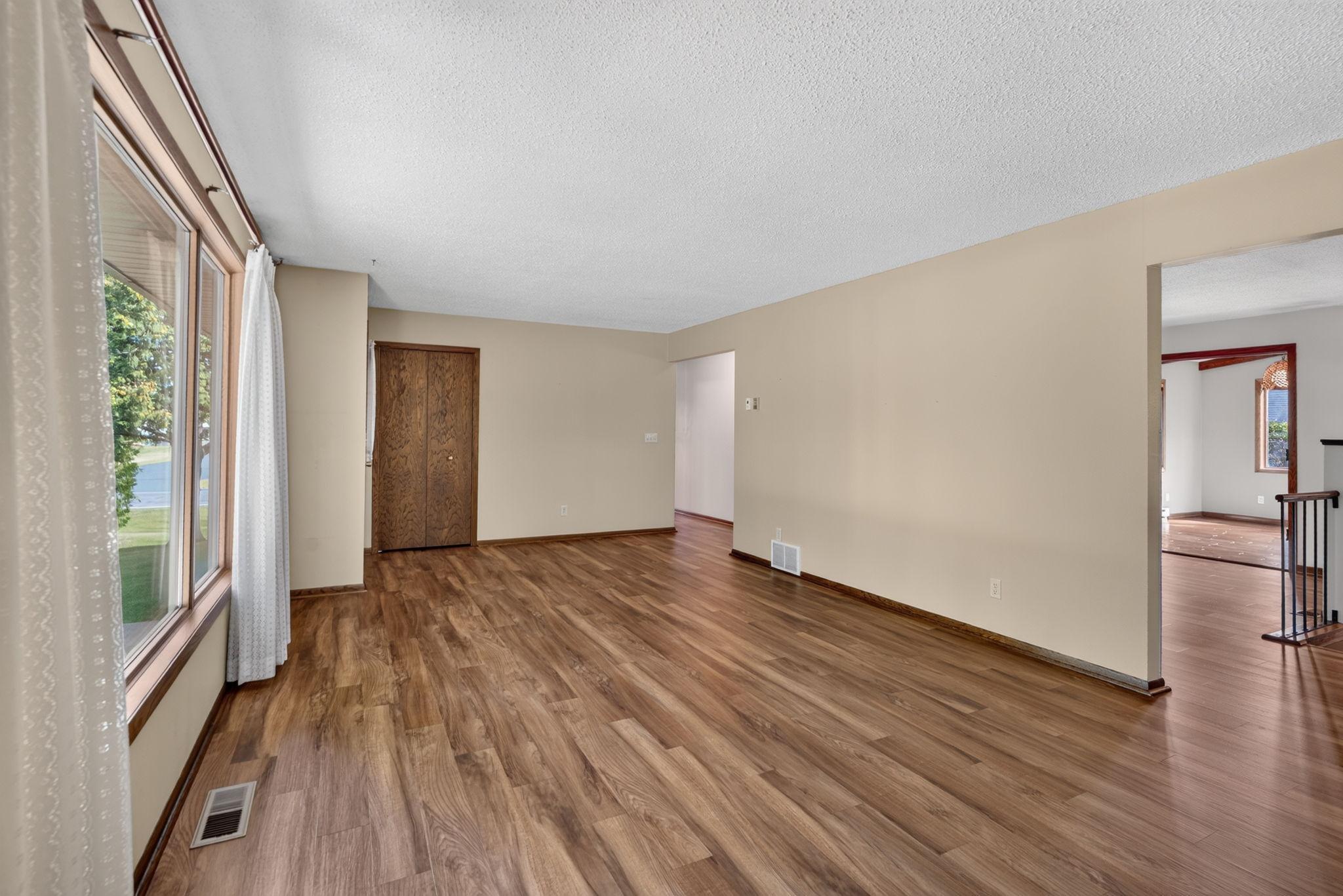 408 Sunrise Drive Property Photo 12
