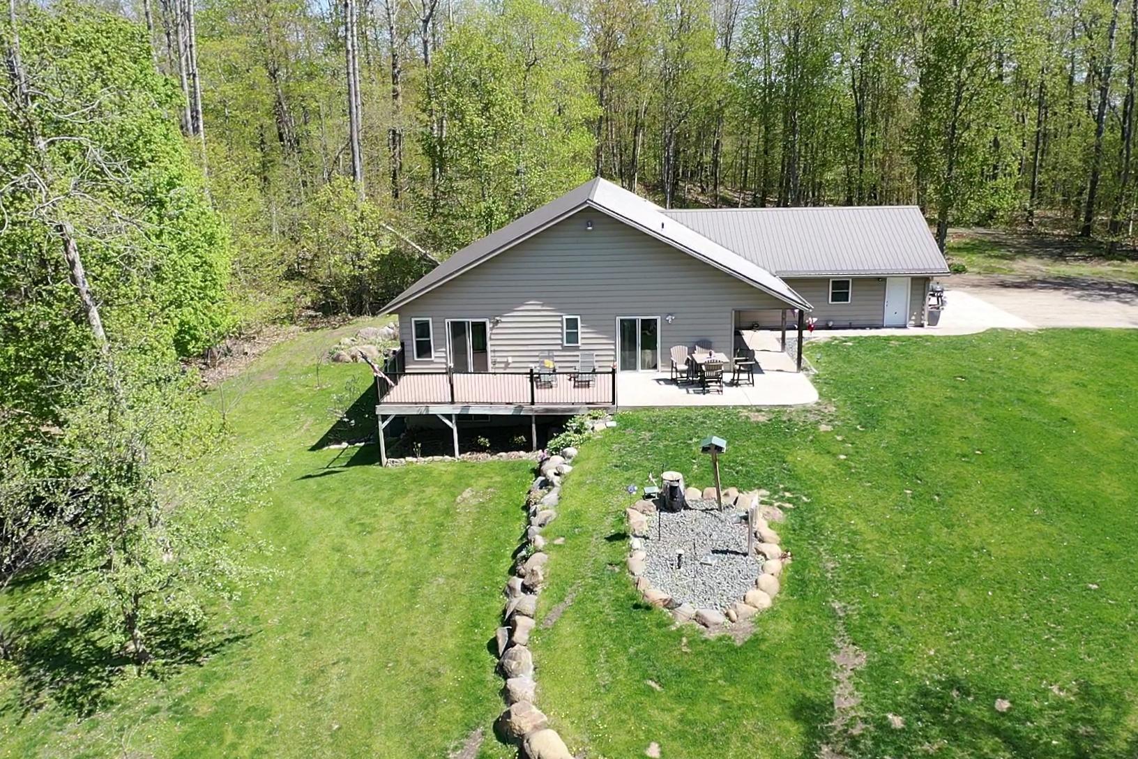 48990 County Highway 17 Property Photo 1