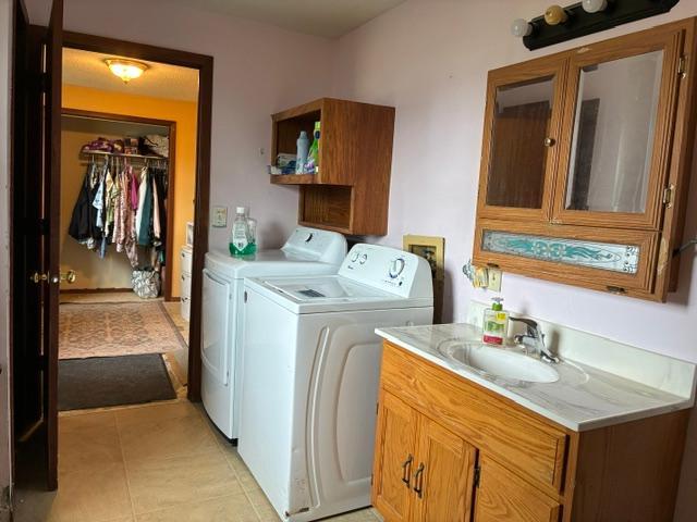 210 Front Street E Property Photo 10