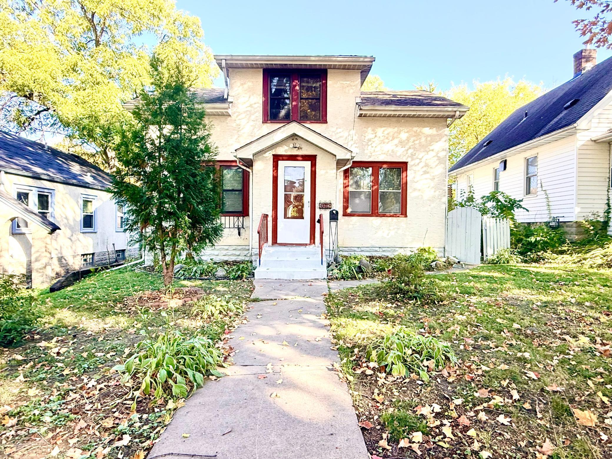 3346 Sheridan Avenue N Property Photo 1