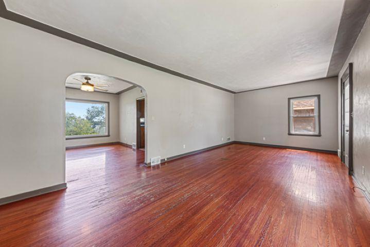 775 Shoreacres Drive Property Photo 8