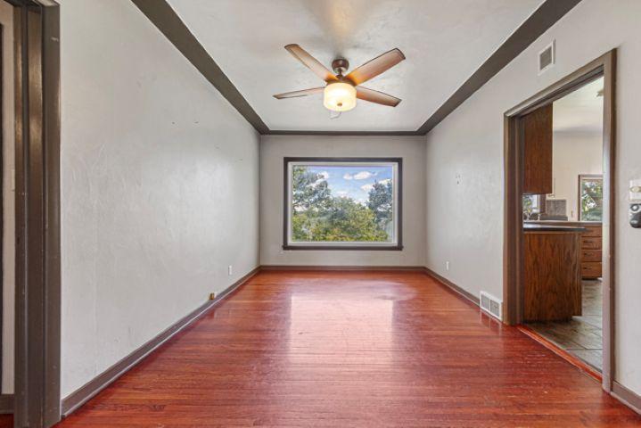 775 Shoreacres Drive Property Photo 9