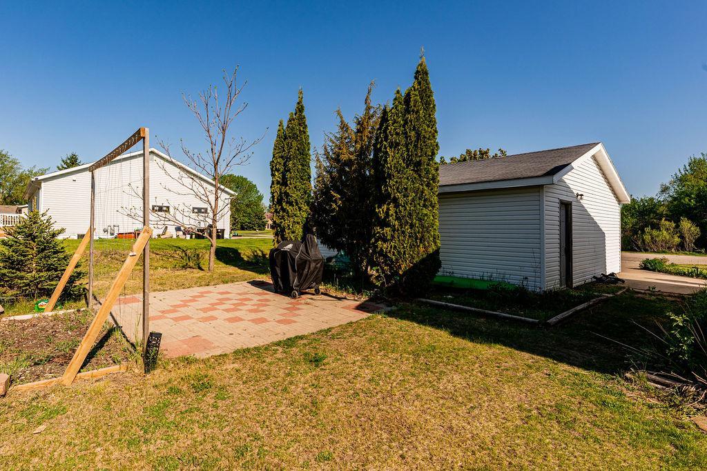 416 Ridge Crest Drive Property Photo 8
