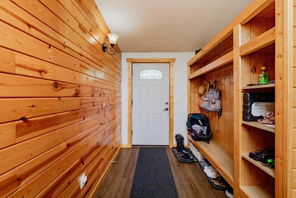 416 Ridge Crest Drive Property Photo 9
