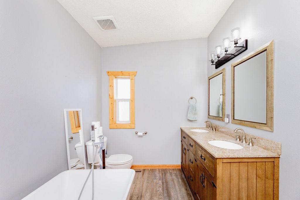 416 Ridge Crest Drive Property Photo 15