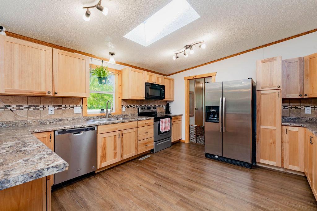 416 Ridge Crest Drive Property Photo 18