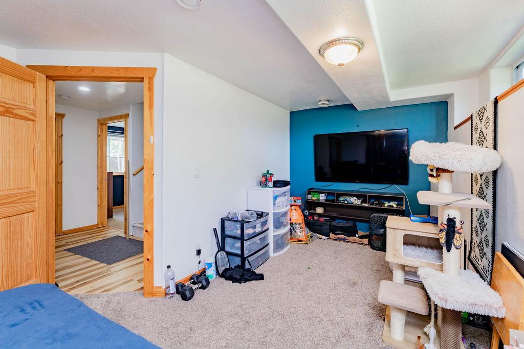 416 Ridge Crest Drive Property Photo 33