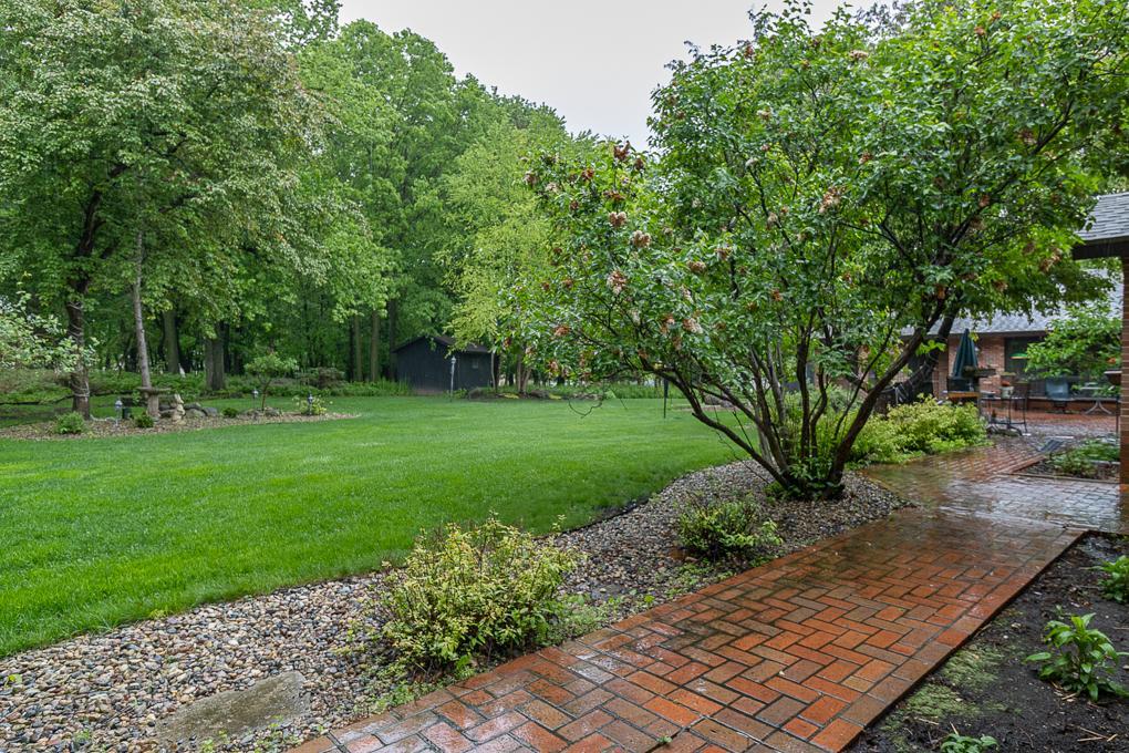710 Summit Avenue Property Photo 6