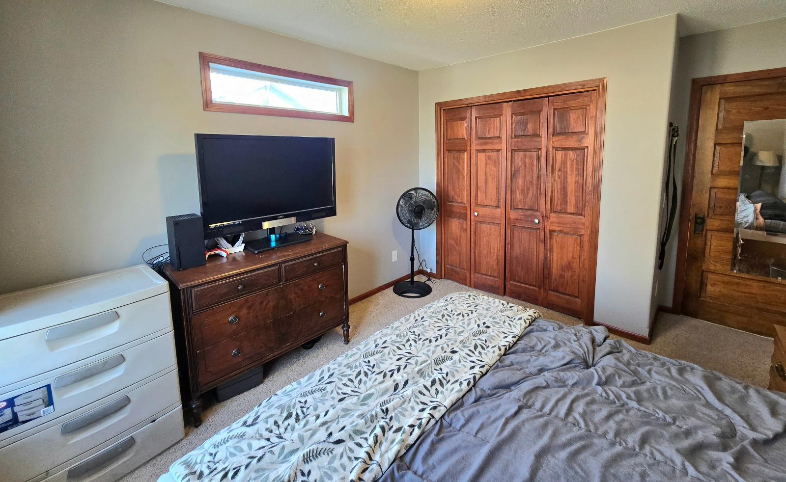 337 2nd Avenue E Property Photo 15
