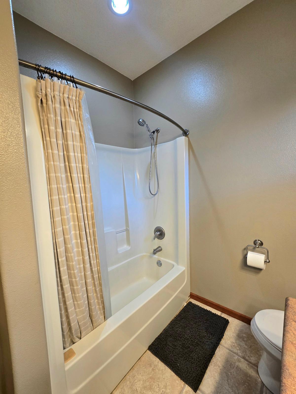 337 2nd Avenue E Property Photo 19