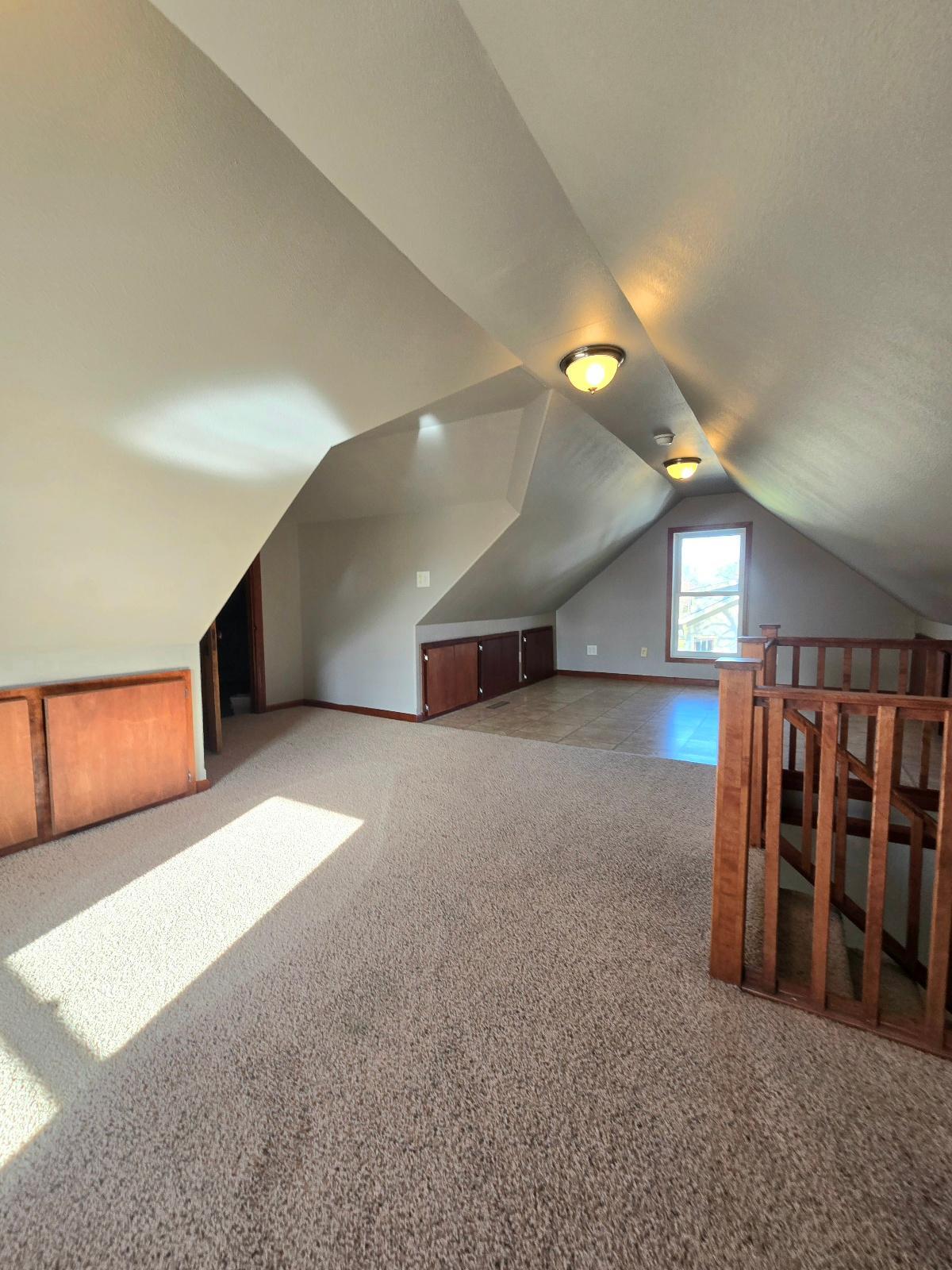 337 2nd Avenue E Property Photo 35