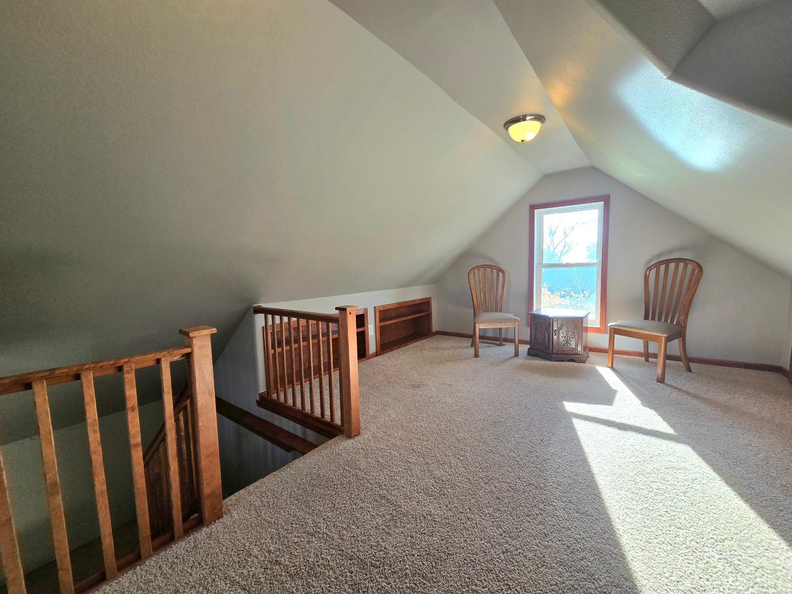 337 2nd Avenue E Property Photo 36