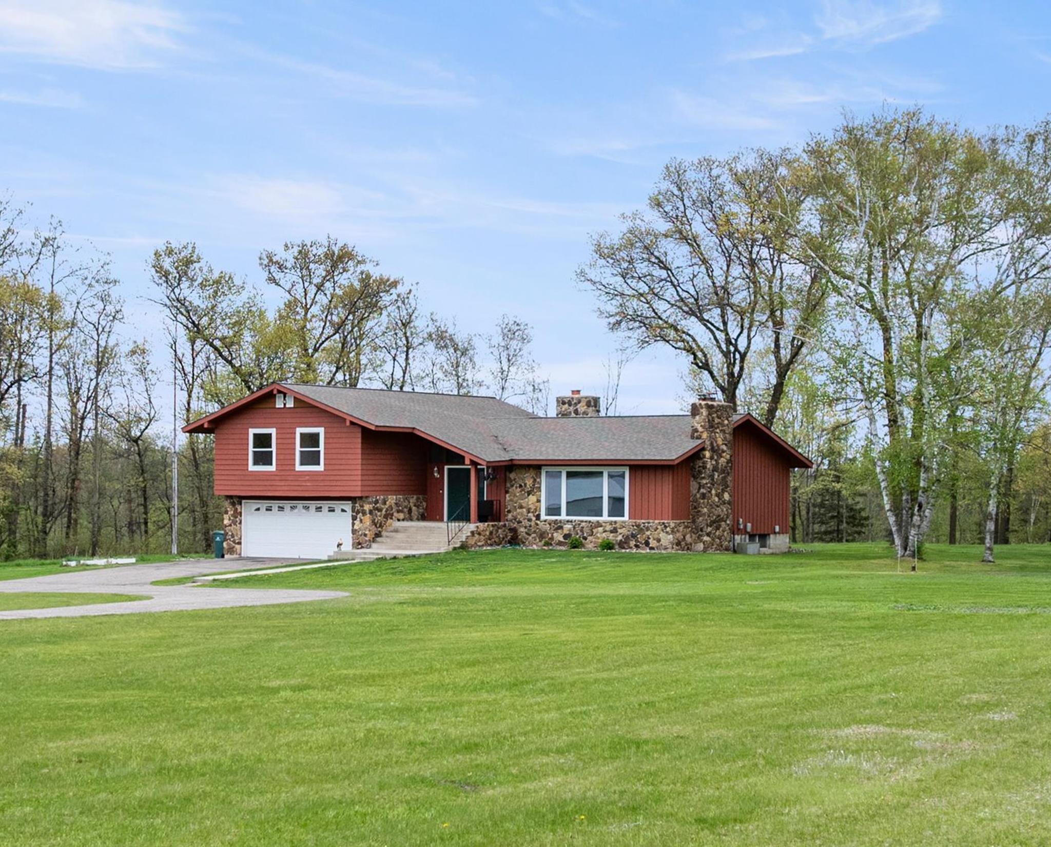 24732 Us Frontage Property Photo 1