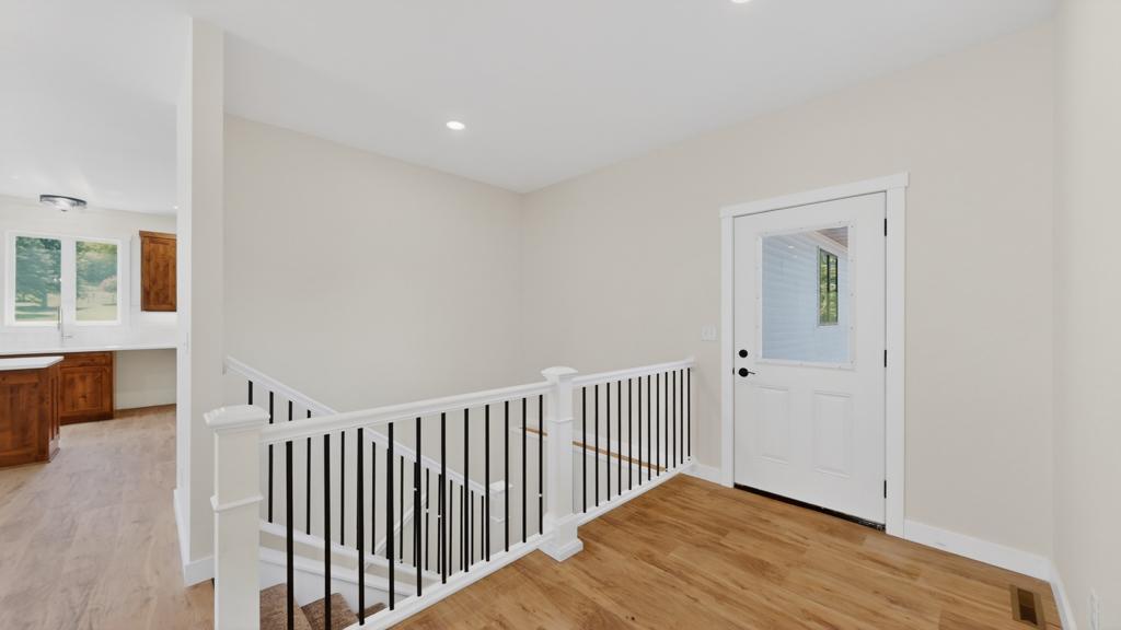 416 Parkside Drive Se Property Photo 11