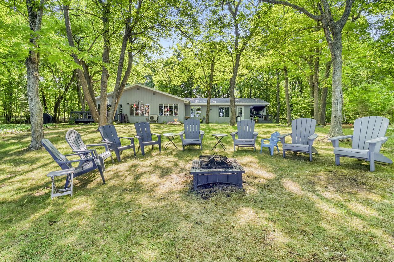 14296 E Fox Lake Road Property Photo 1