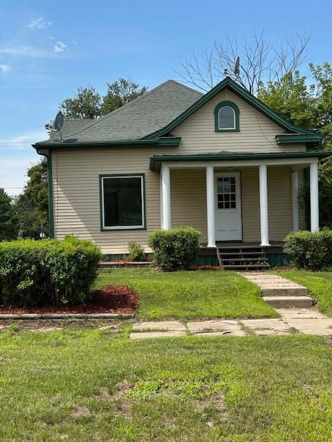 302 Cedar Avenue Nw Property Photo 1