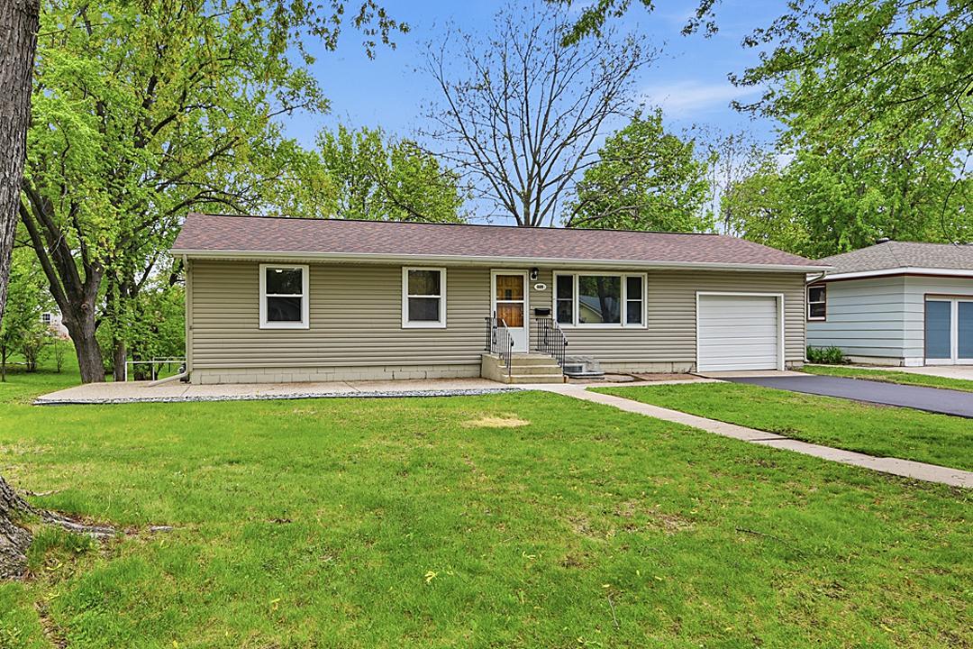 609 4th Avenue N Property Photo 1