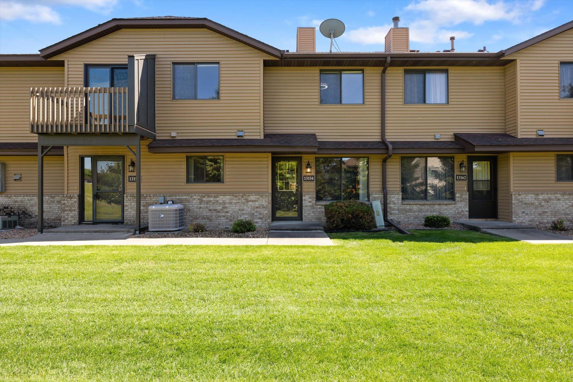 13154 90th Place N Property Photo 1