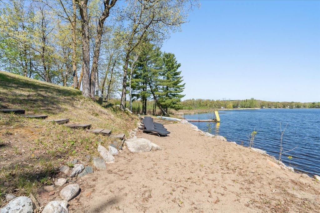 35470 Moccasin Lane Property Photo 4