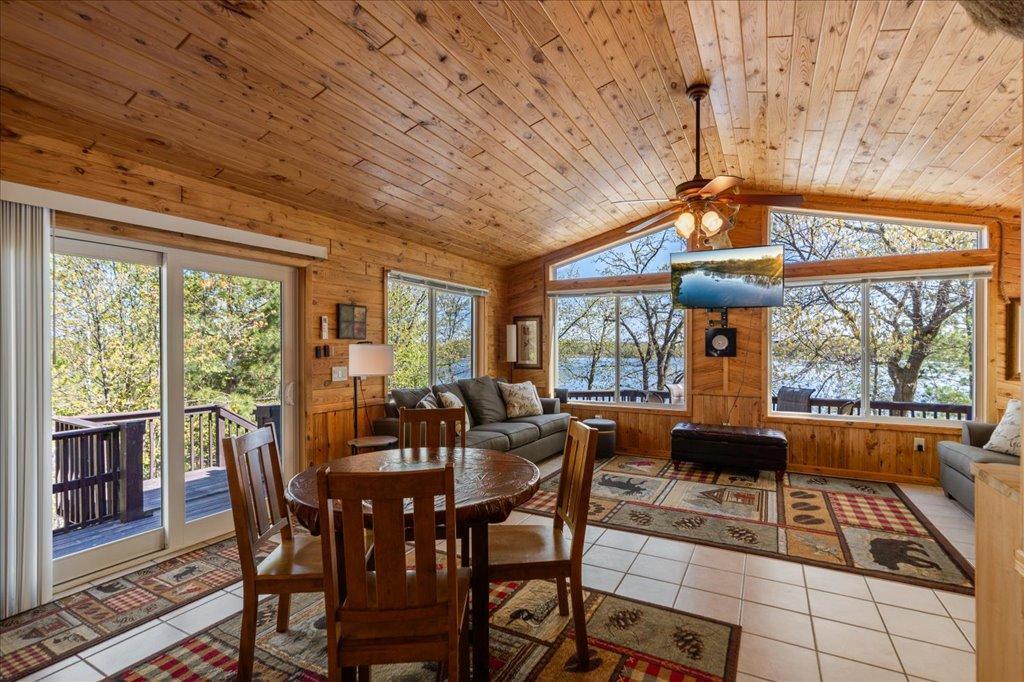 35470 Moccasin Lane Property Photo 7