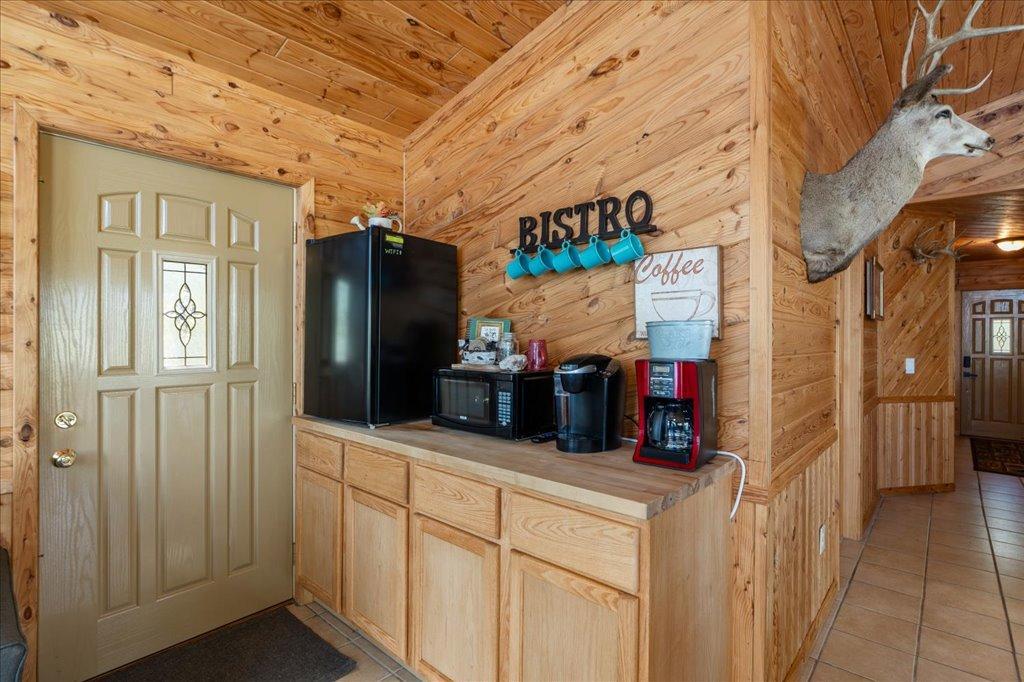 35470 Moccasin Lane Property Photo 10