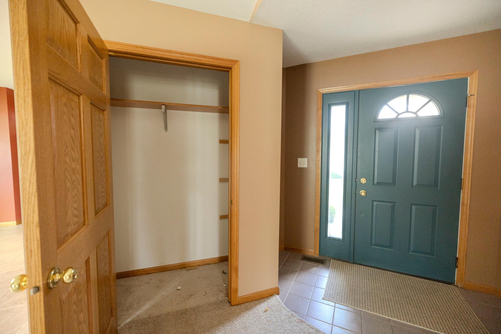 2 Line Drive Property Photo 18