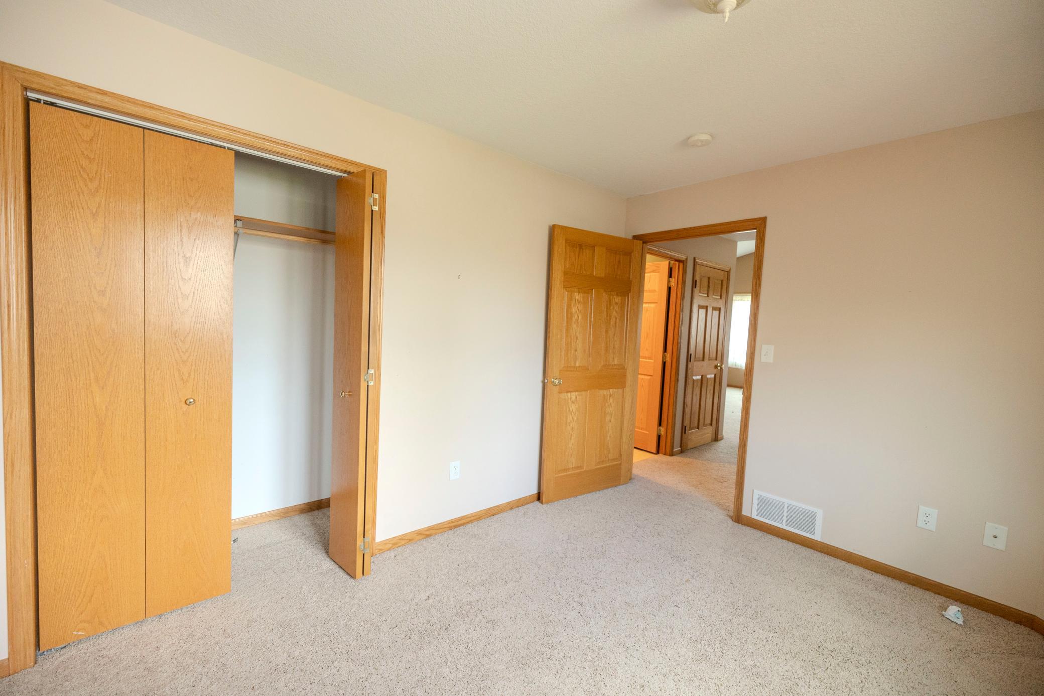 2 Line Drive Property Photo 20