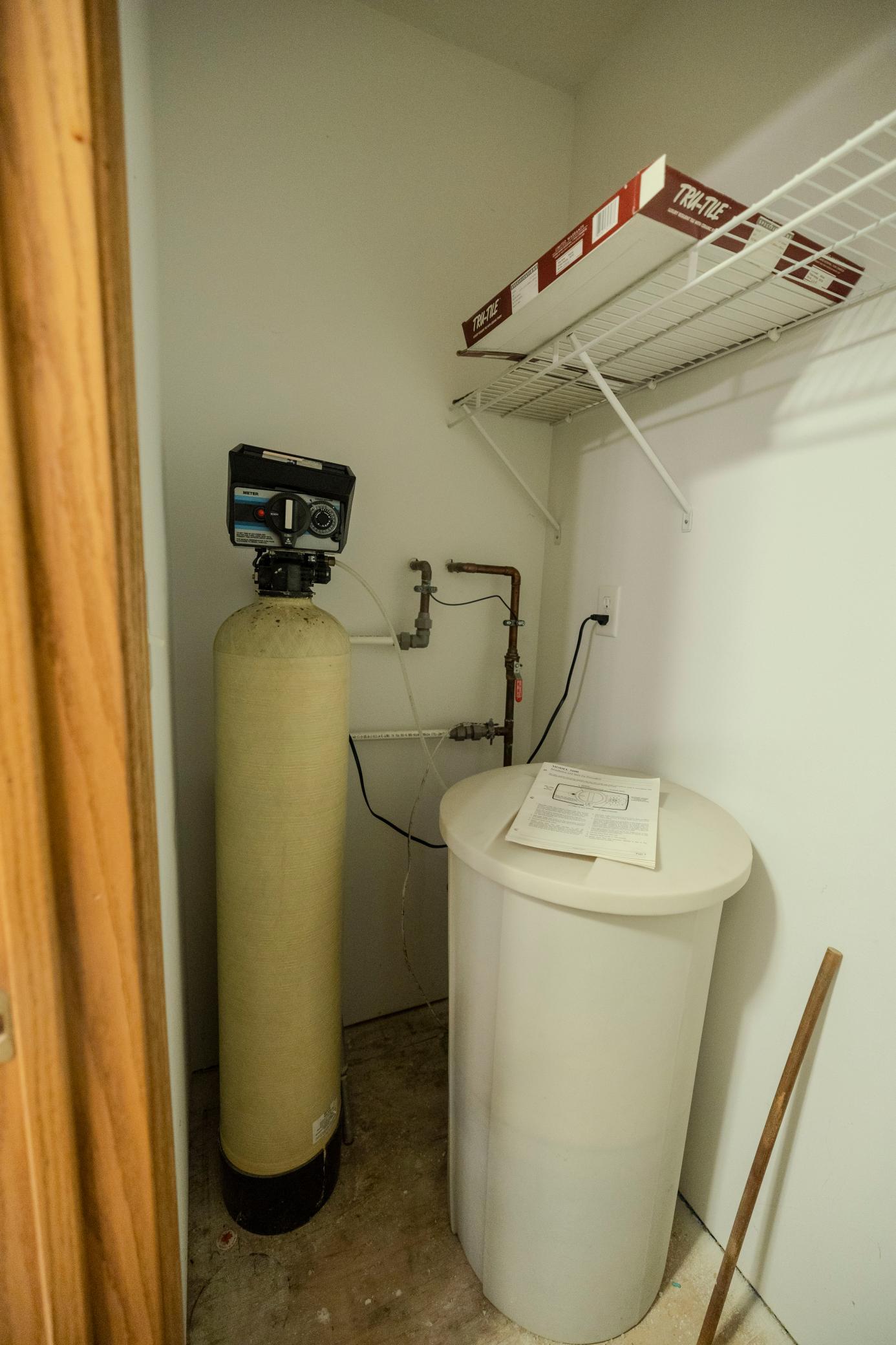 2 Line Drive Property Photo 24