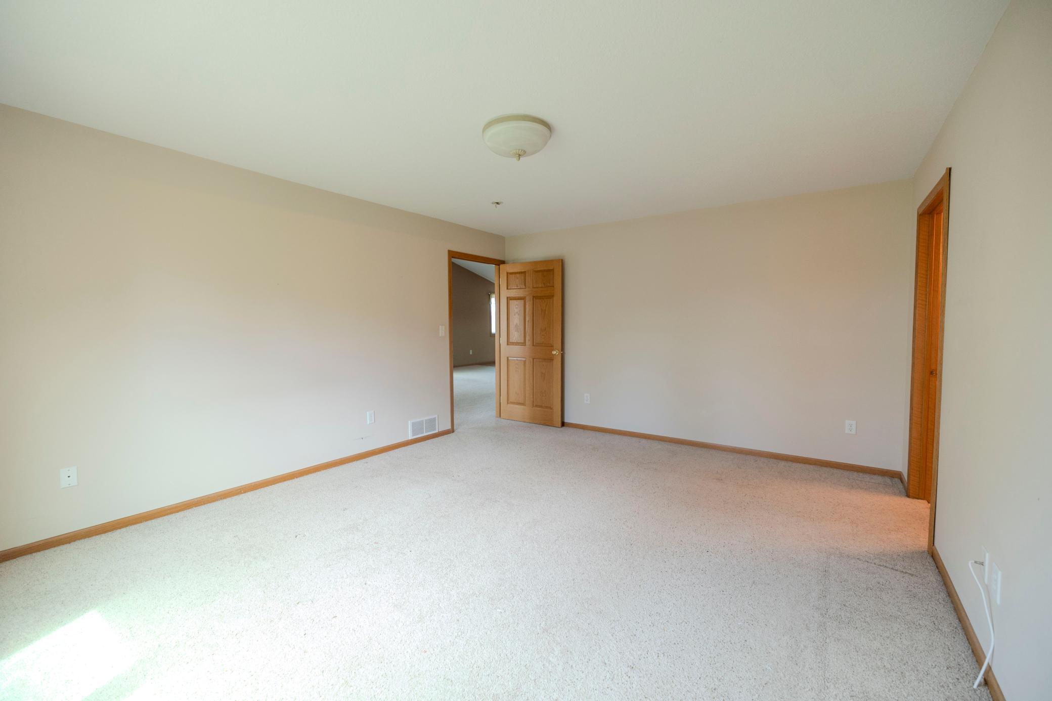 2 Line Drive Property Photo 31