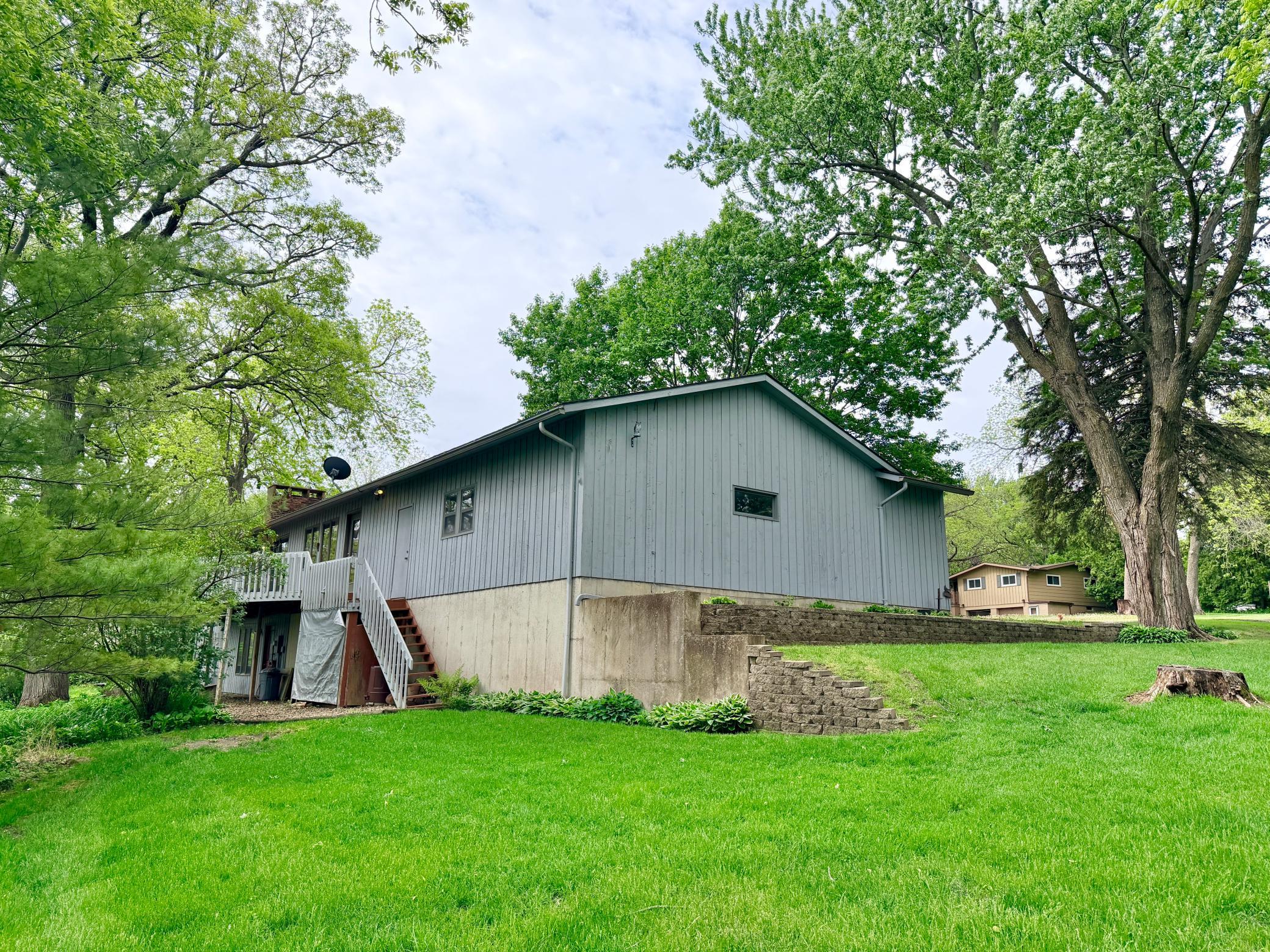 24106 Walnut Drive Property Photo 5